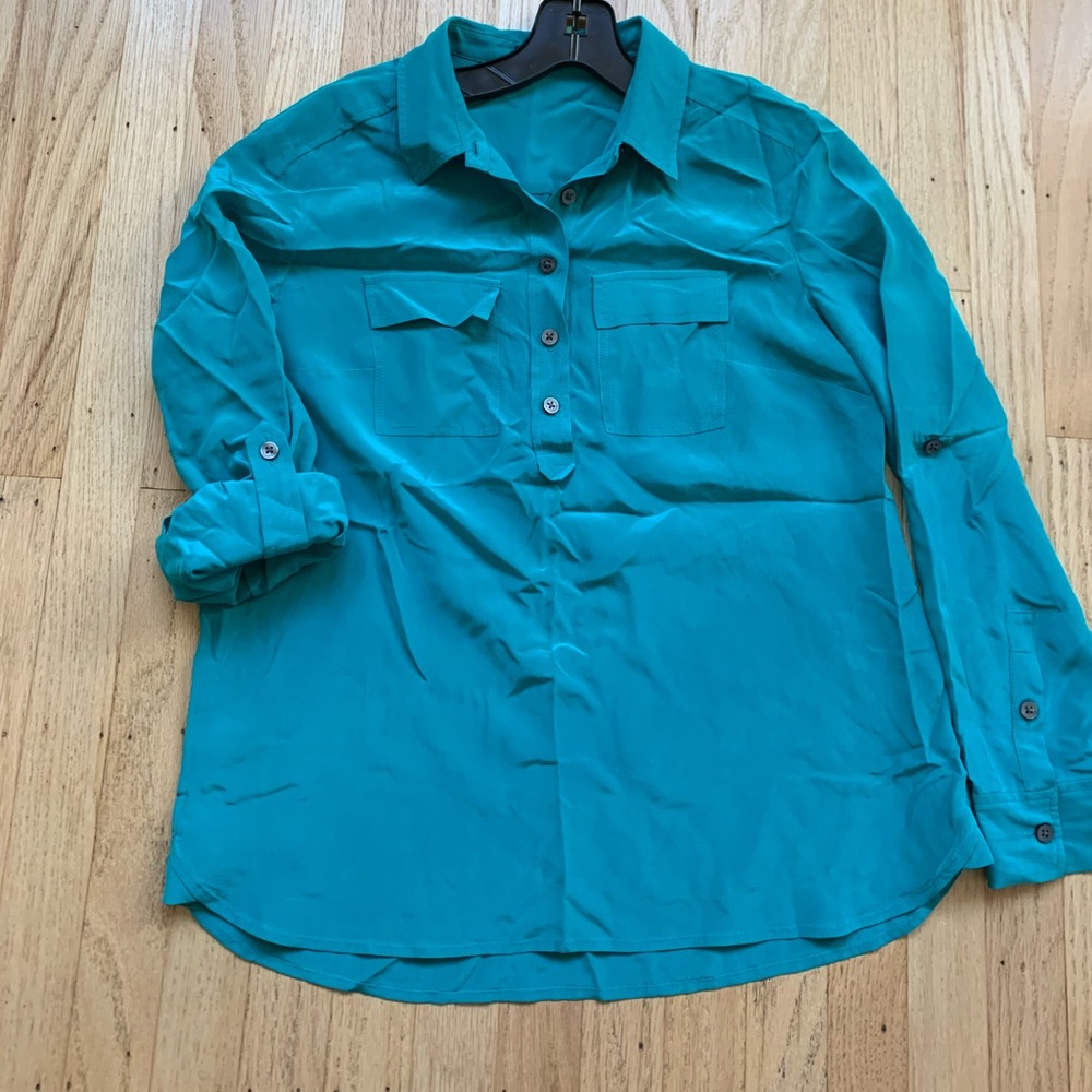 Ann Taylor 100% silk half button shirt/blouse 4P